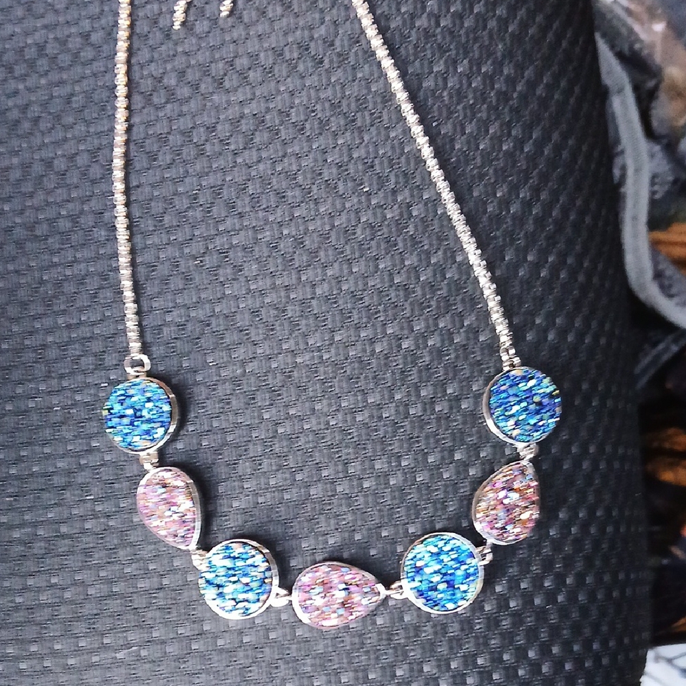 Elegant Blue and Pink Necklace